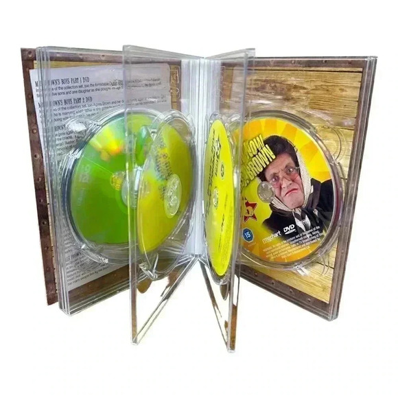 Mrs. Brown's Boys - The Original Series 7 DVD Box Set Handle With Care - Picture 5 of 7